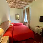Calisto 6 4* Roma