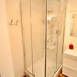 Calisto 6 Bed and breakfast